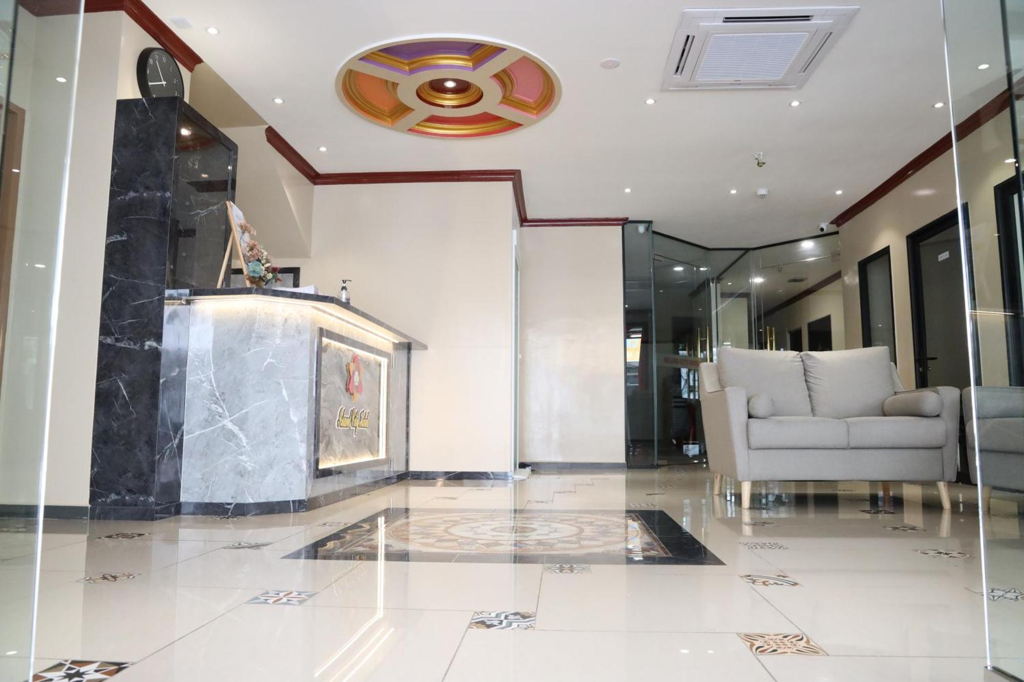 Capital O 90897 Island City Hotel George Town Zewnętrze zdjęcie