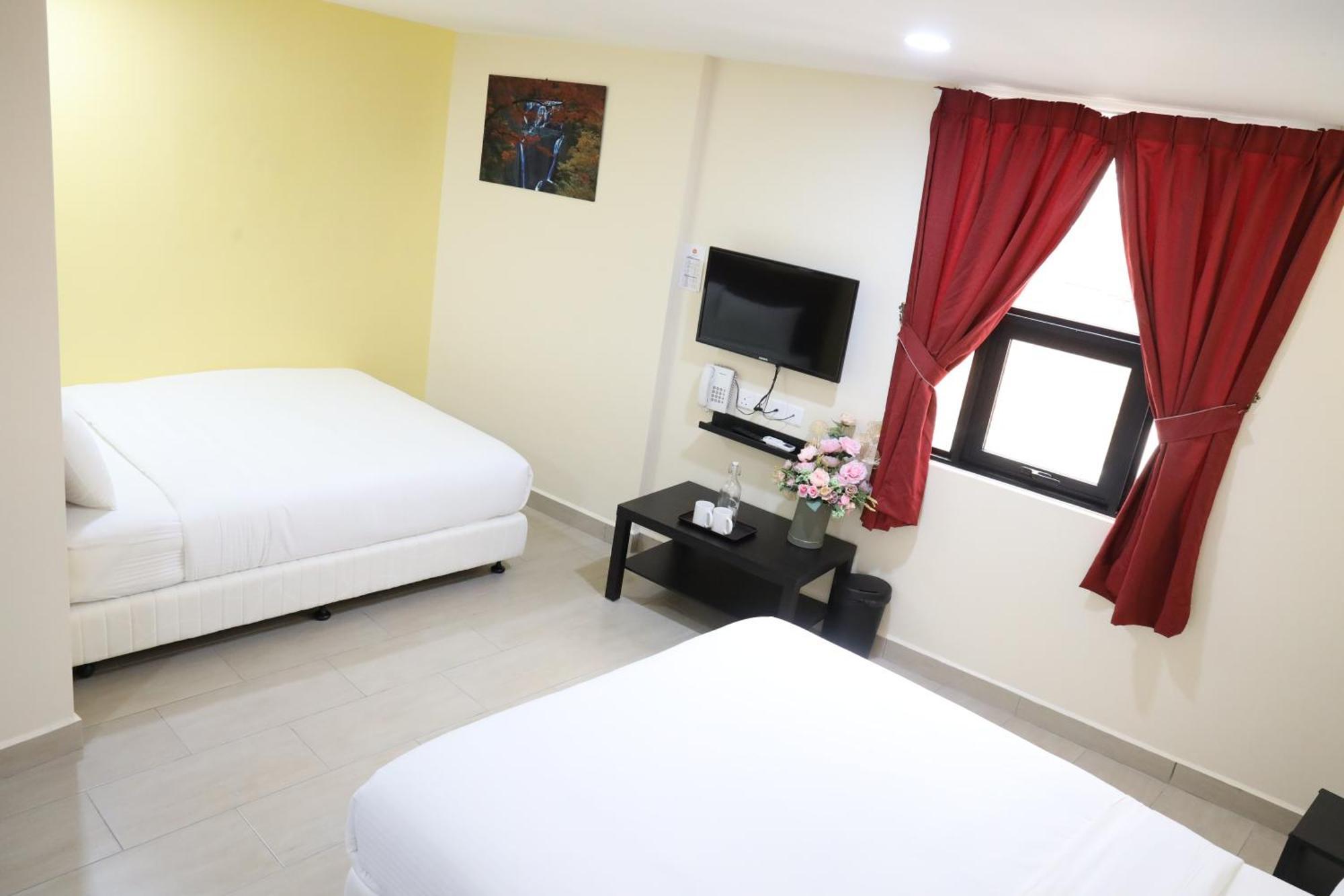 Capital O 90897 Island City Hotel George Town Zewnętrze zdjęcie